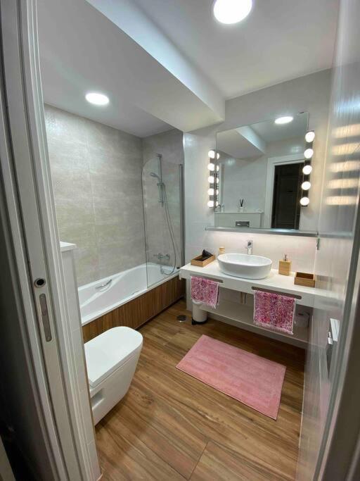 Apartamento A 100Metros De La Playa De San Lorenzo Gijón Kültér fotó